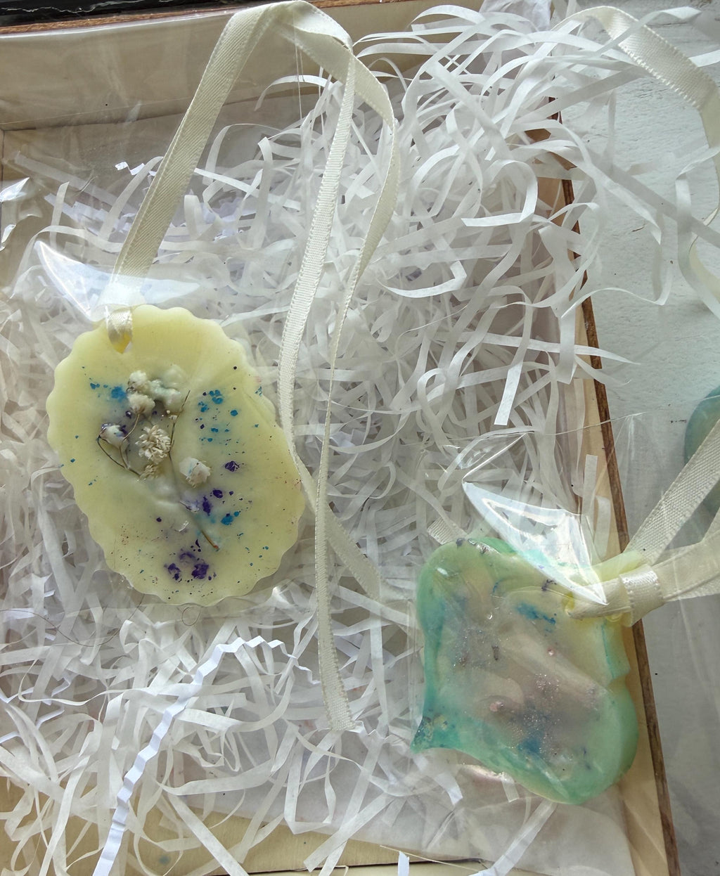 Pastel Marble Candle & Glitter Wax Melt Gift Set - Fresh Scented Relaxation Box