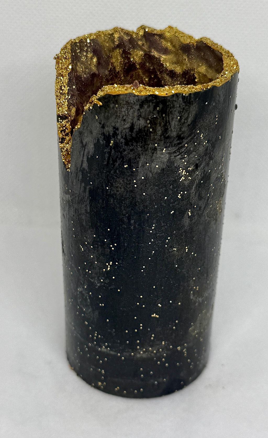 Handmade Luxury Irregular Candle | Black Wax with Sparkling Gold Rim | Modern Decor 02